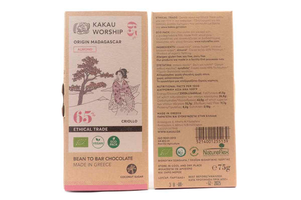 Kakau Worship Madagascar 65% Dark Chocolate Almond
